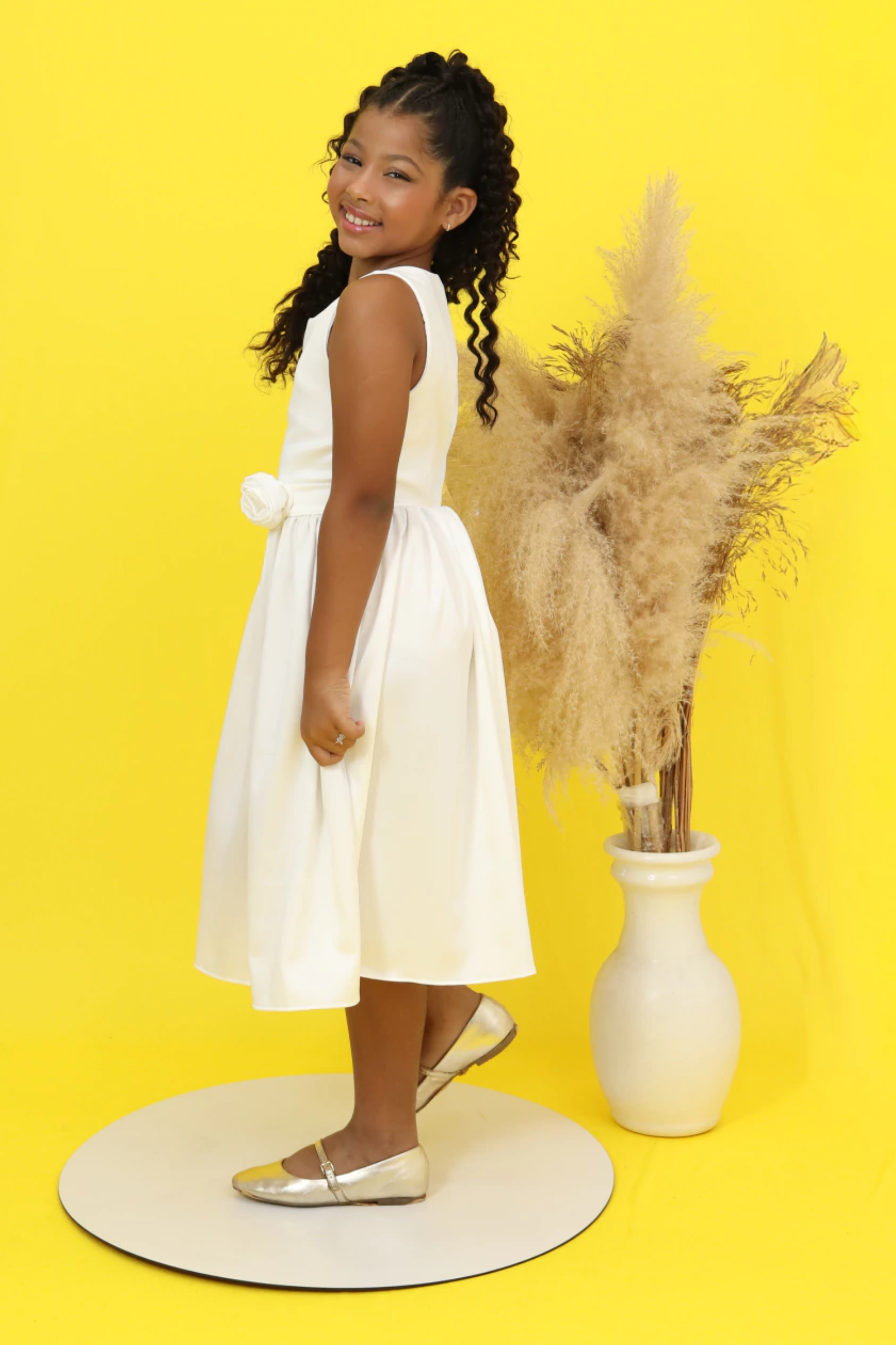 Vestido Alfaitaria Infantil Luxo Flor Branco