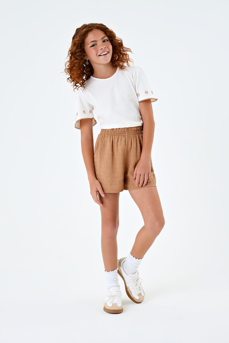 Conjunto em Cotton e Short Clochard em Viscose Bordada