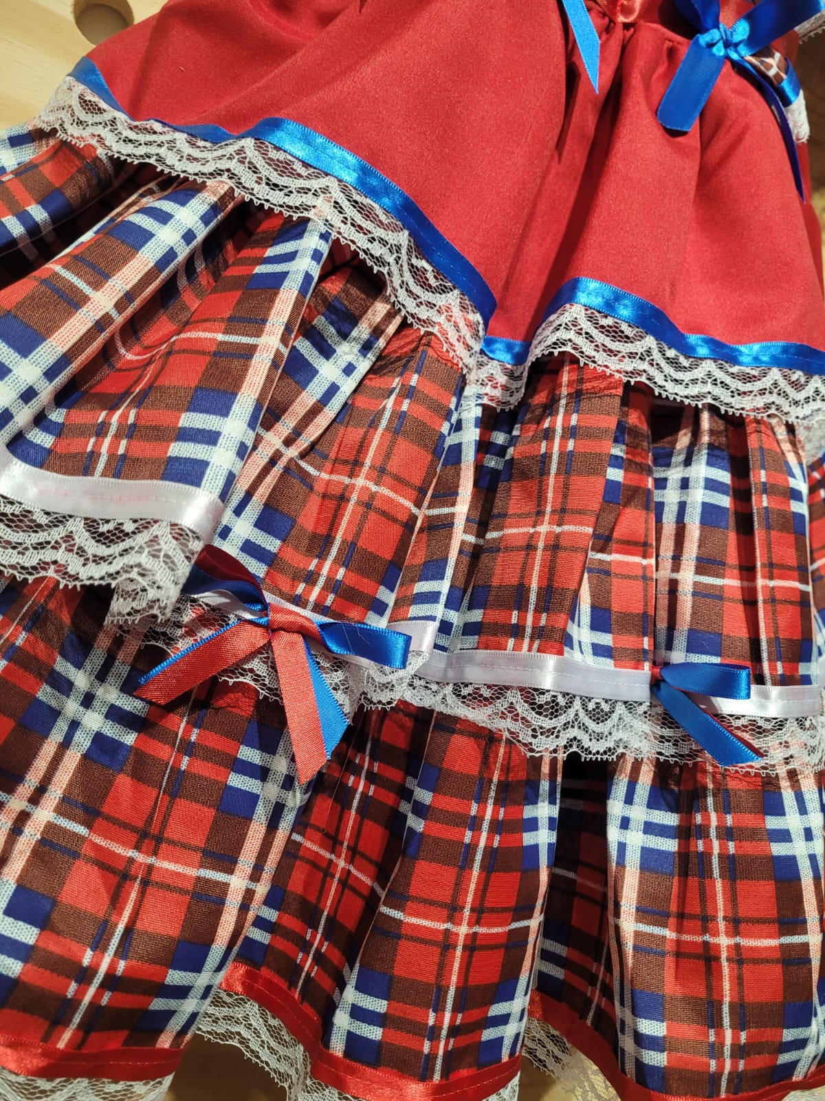 Vestido Infantil Festa Junina com Babados Luxo Quadrilha
