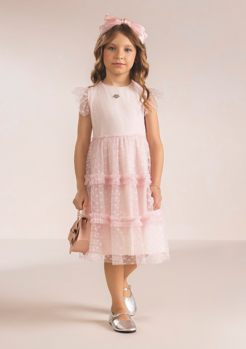 Vestido infantil de festa luxuoso rosa princesa em tule com saia rodada volumosa da Lúdica Moda Infantil.