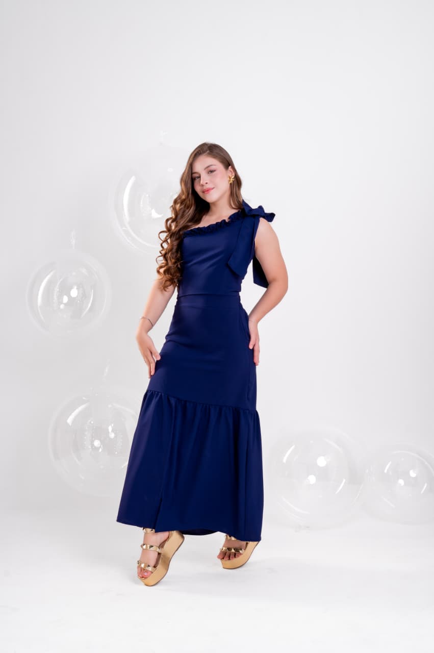 Conjunto Teen Saia Longa e Cropped com Laço no Ombro