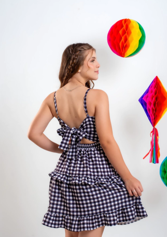 Vestido Teen Xadrez Preto Quadriculado Festa Junina Arraial Quadrilha