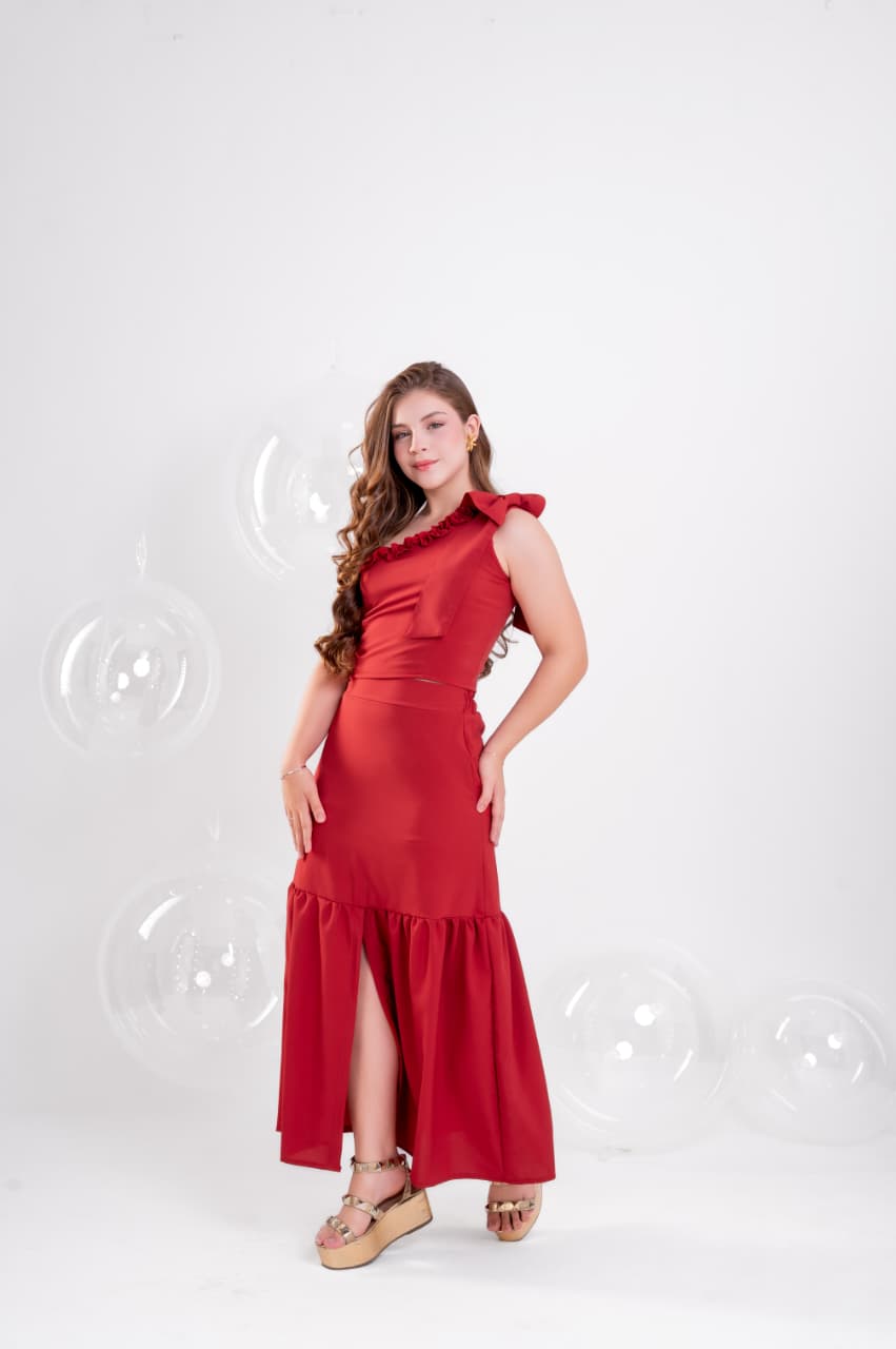 Conjunto Teen Saia Longa e Cropped com Laço no Ombro
