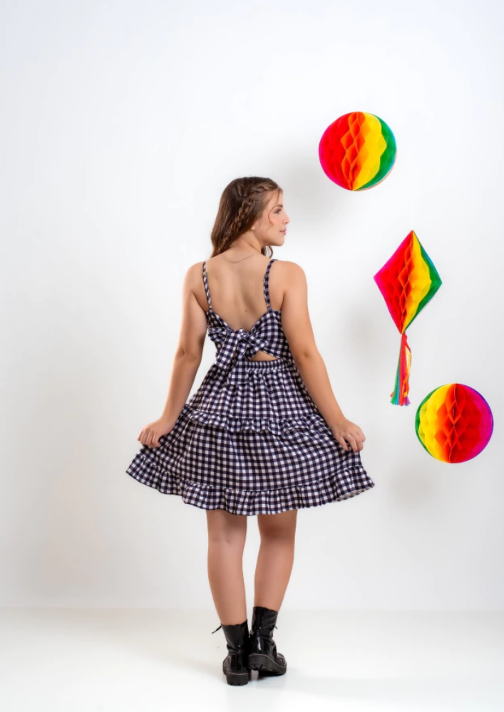 Vestido Teen Xadrez Preto Quadriculado Festa Junina Arraial Quadrilha