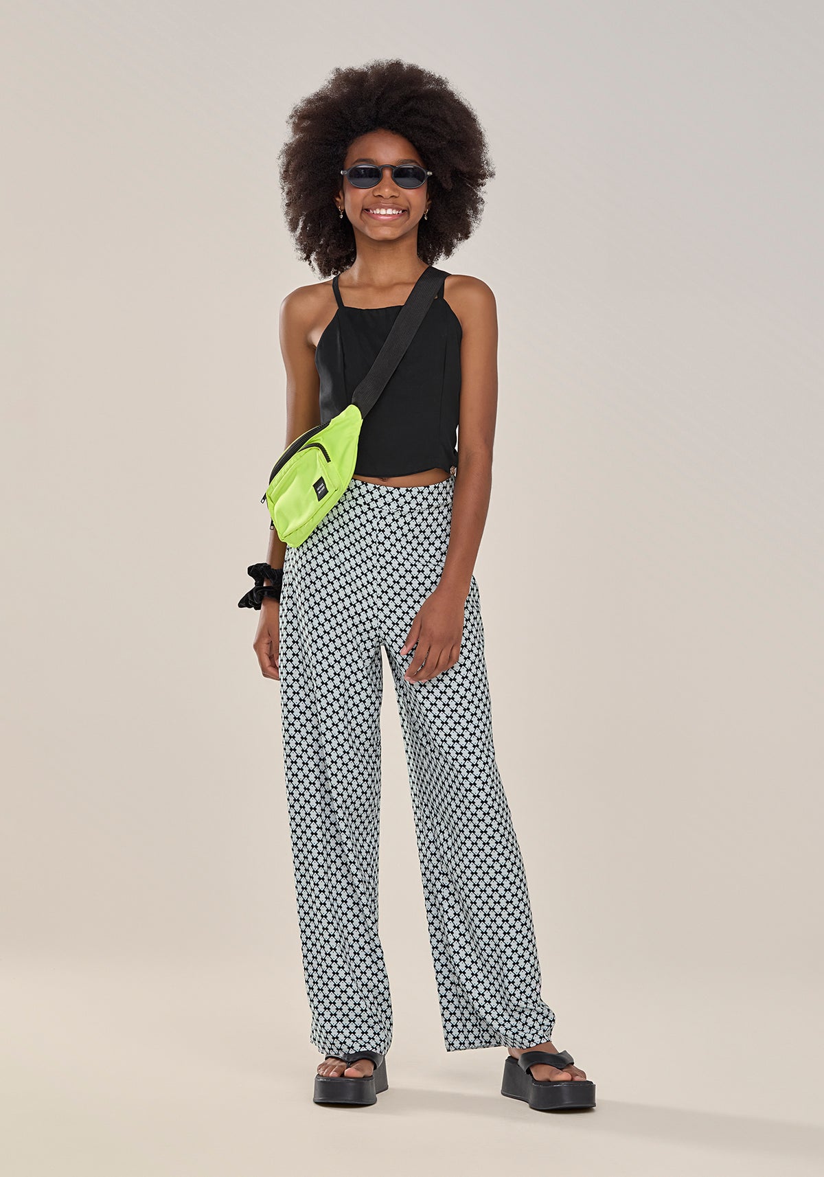 conjunto-calça-viscose-e-cropped